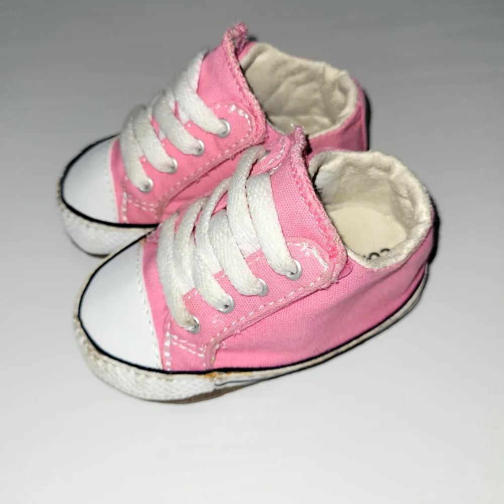 Converse Soft Sole Baby Shoe Size 2 Infant